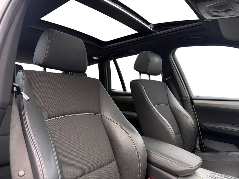 BMW X3 2016, foto 24