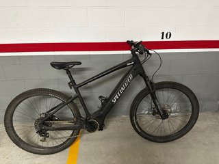 Bicicleta Eléctrica Specialized Turbo Tero 4.0
