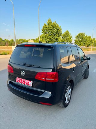Volkswagen Touran 2015