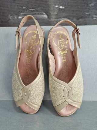Sandalias de piel beige y doradas T36-41 nuevas