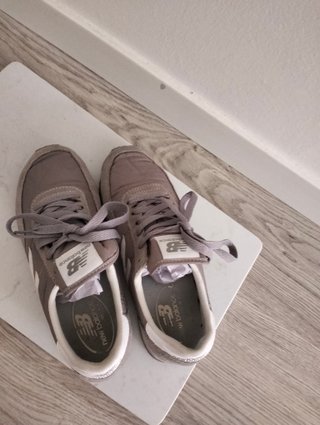 Zapatillas New Balance 720 Grises