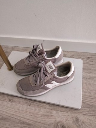 Zapatillas New Balance 720 Grises