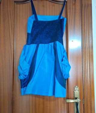 Vestido strapless azul