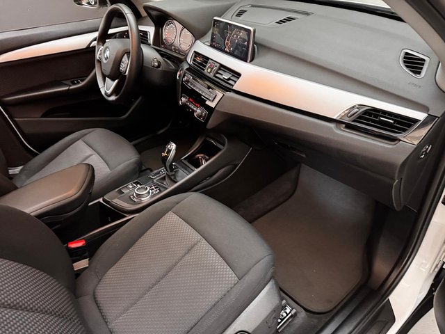 BMW X1 sDrive18dA Corporate