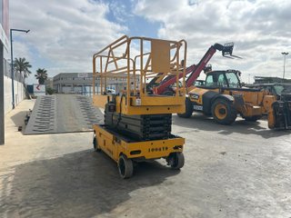 PLATAFORMA ELÉCTRICA DE TIJERAS HAULOTTE COMPACT12