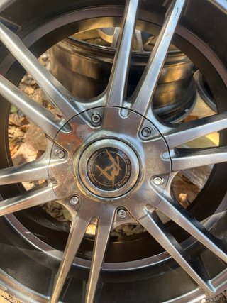 Llantas Kosei DB Racing 17 4 tornillos