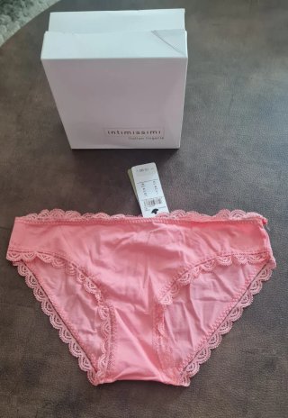 Conjunto Intimissimi Camiseta y Braguita Rosa