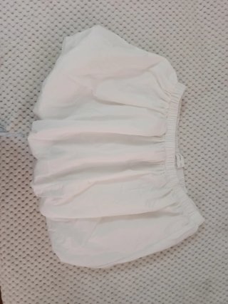 Falda corta blanca