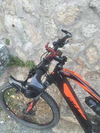 Bicicleta eléctrica BH ATOM