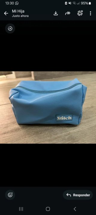 Neceseres Stitch Transparente y Azul