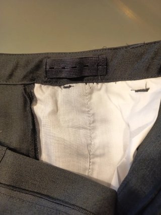 Pantalón gris uniforme nuevo T.19/20