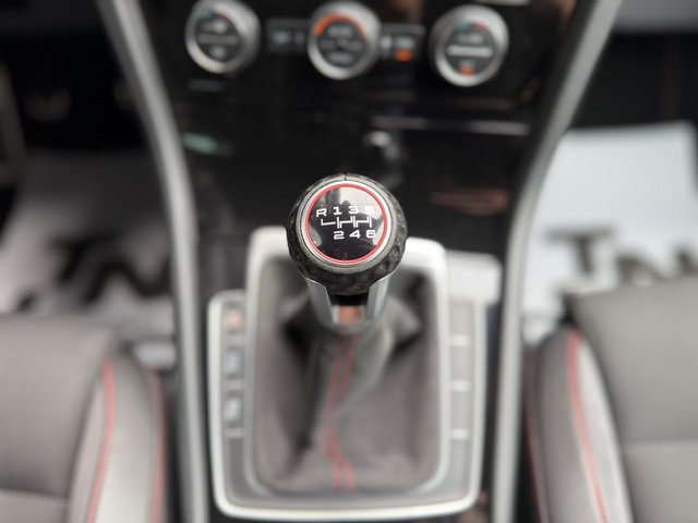 VOLKSWAGEN GOLF GTI CLUBSPORT MANUAL 290CV