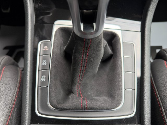 VOLKSWAGEN GOLF GTI CLUBSPORT MANUAL 290CV