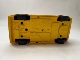 Volkswagen Golf GTI BP Racing Burago 1:24