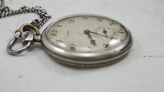 Reloj de bolsillo Cyma plateado