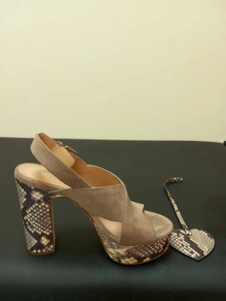 Sandalias Michael Kors Beige Piel Serpiente.
