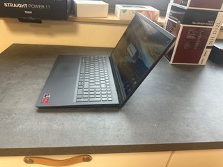 Portátil Ryzen 5 DELL