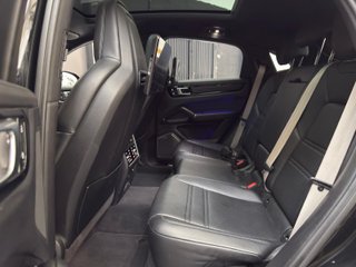 Porsche Cayenne Coupé E-Hybrid Platinum Edition