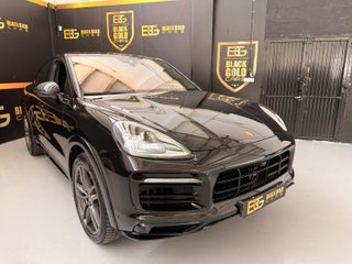 Porsche Cayenne Coupé E-Hybrid Platinum Edition