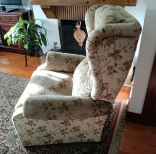 Sofá y sillones reclinables de tela