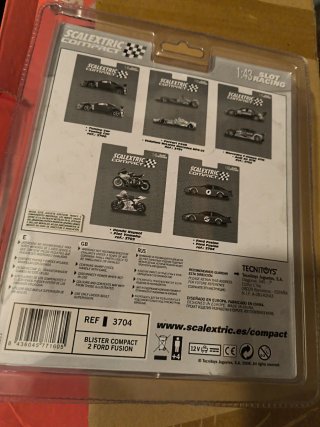 Scalextric Compact 1:43 - 2 Coches