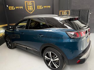 Peugeot 3008 Hybrid 300 e-EAT8 GT