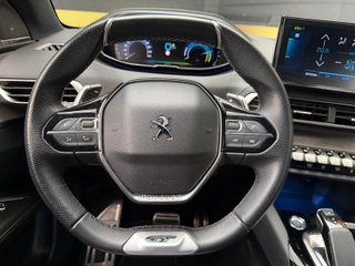 Peugeot 3008 Hybrid 300 e-EAT8 GT