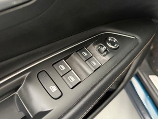 Peugeot 3008 Hybrid 300 e-EAT8 GT