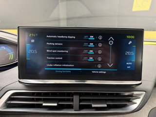 Peugeot 3008 Hybrid 300 e-EAT8 GT