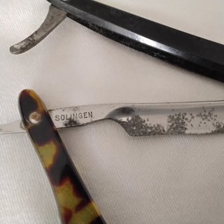 2 piccoli  Rasoi Vintage Tartarugato e Nero