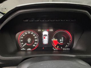 Volvo XC90 2.0 T8 AWD R-Design Auto