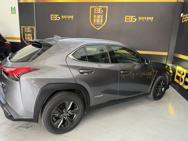 Lexus UX 2.0 250h Business Navigation