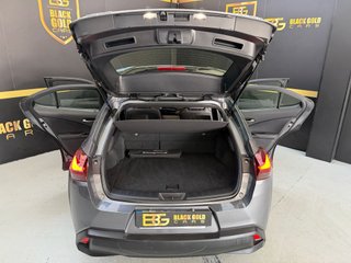 Lexus UX 2.0 250h Business Navigation