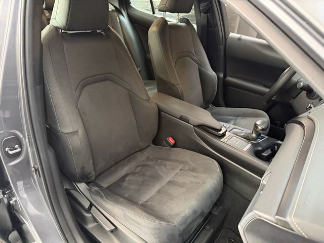 Lexus UX 2.0 250h Business Navigation
