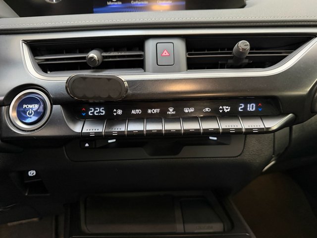 Lexus UX 2.0 250h Business Navigation