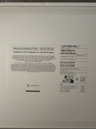 MacBook Air 15” M3 16GB RAM