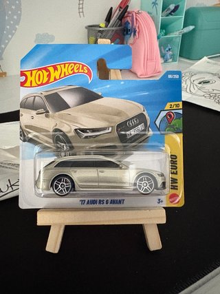 Hotwheels '17 Audi RS 6 Avant