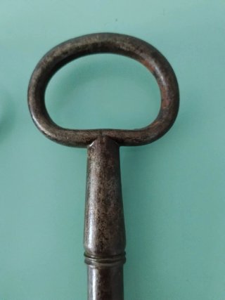 Coppia di chiavi antiche grandi Cm22