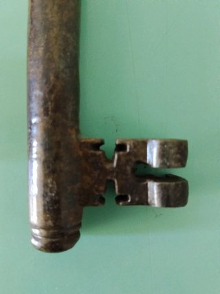 Coppia di chiavi antiche grandi Cm22