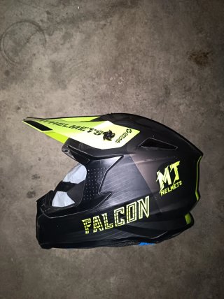 Casco de Cross Falcon 68