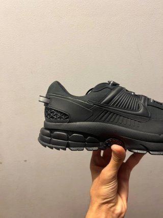 Nike Zoom Vomero Roam