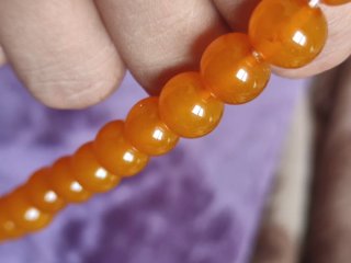Collar de bakelite natural
