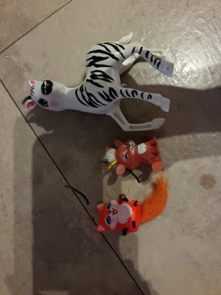 Lote de muñecas y accesorios Enchantimals