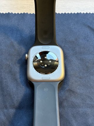Apple Watch Series 11 46mm GPS + 3 correas
