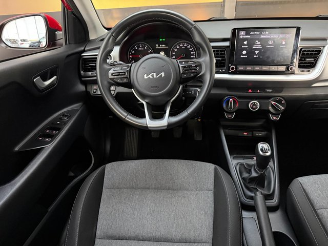 Kia Stonic 1.0 T-GDi 74kW (100CV) MHEV iMT Concept