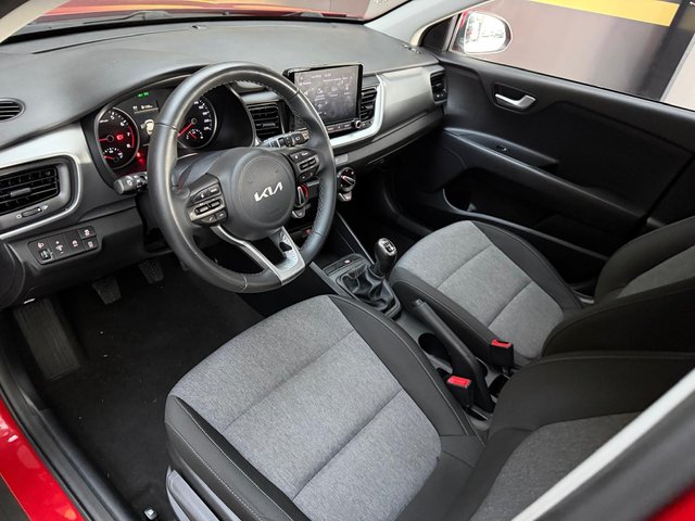 Kia Stonic 1.0 T-GDi 74kW (100CV) MHEV iMT Concept