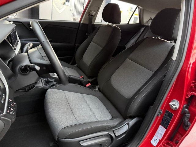 Kia Stonic 1.0 T-GDi 74kW (100CV) MHEV iMT Concept