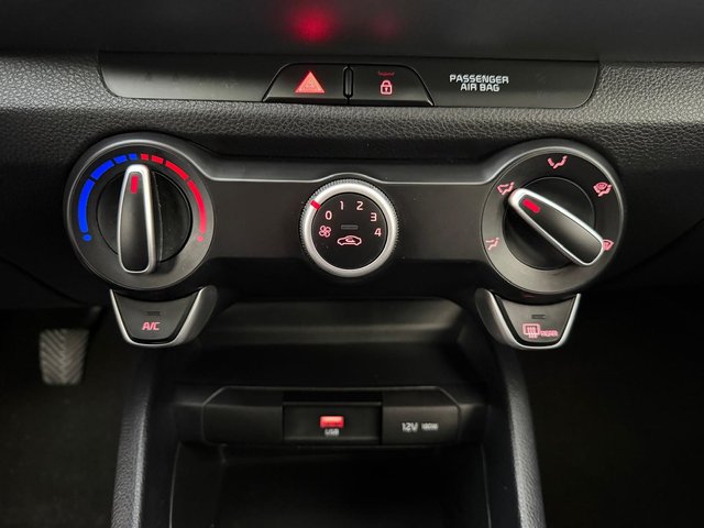 Kia Stonic 1.0 T-GDi 74kW (100CV) MHEV iMT Concept
