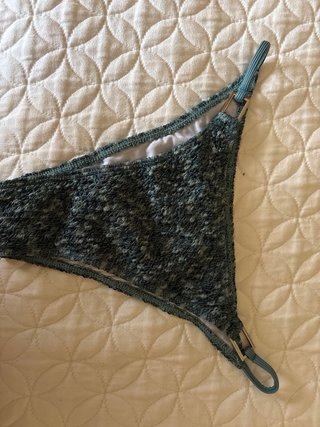 Bikini gris y verde azulado texturizado