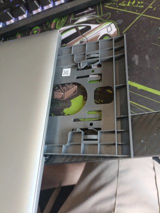 Lenovo IdeaPad 320-15AST